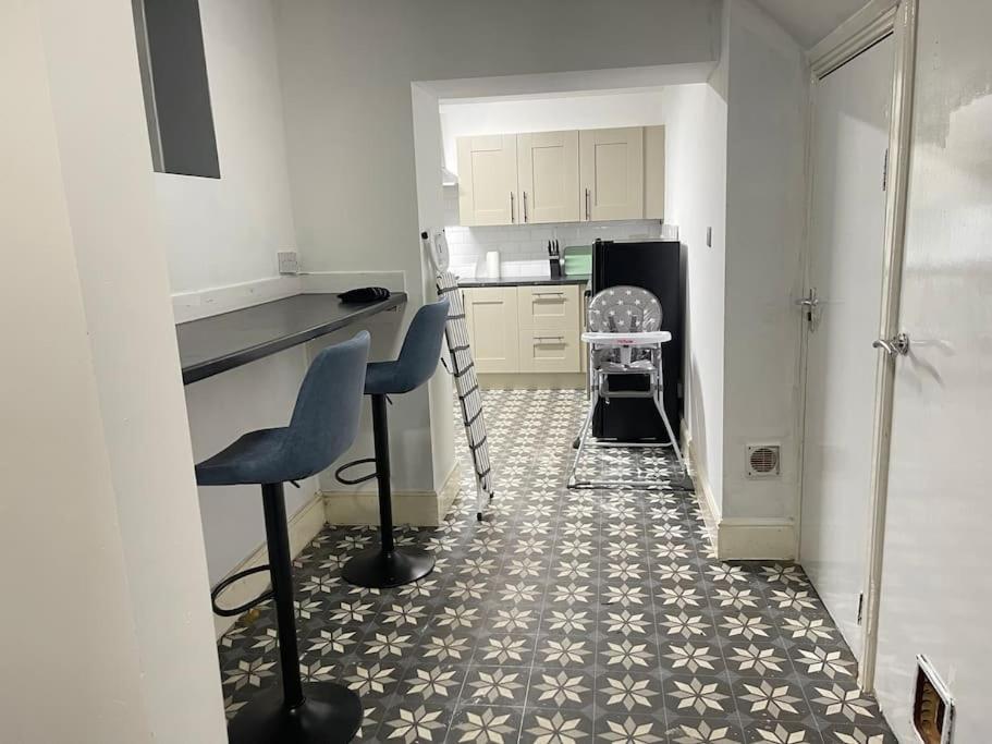 30 Percent Off Weekly Stays - 6 Bedroom House - 11 Beds Blackpool Dış mekan fotoğraf