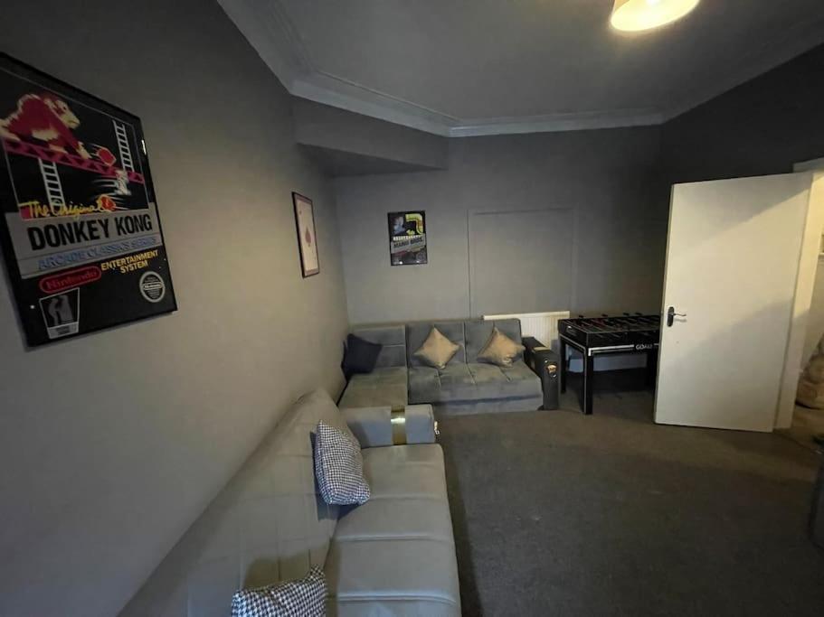30 Percent Off Weekly Stays - 6 Bedroom House - 11 Beds Blackpool Dış mekan fotoğraf
